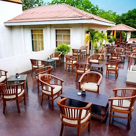Mandara Rosen Yala, Kataragama Hotel Exterior photo