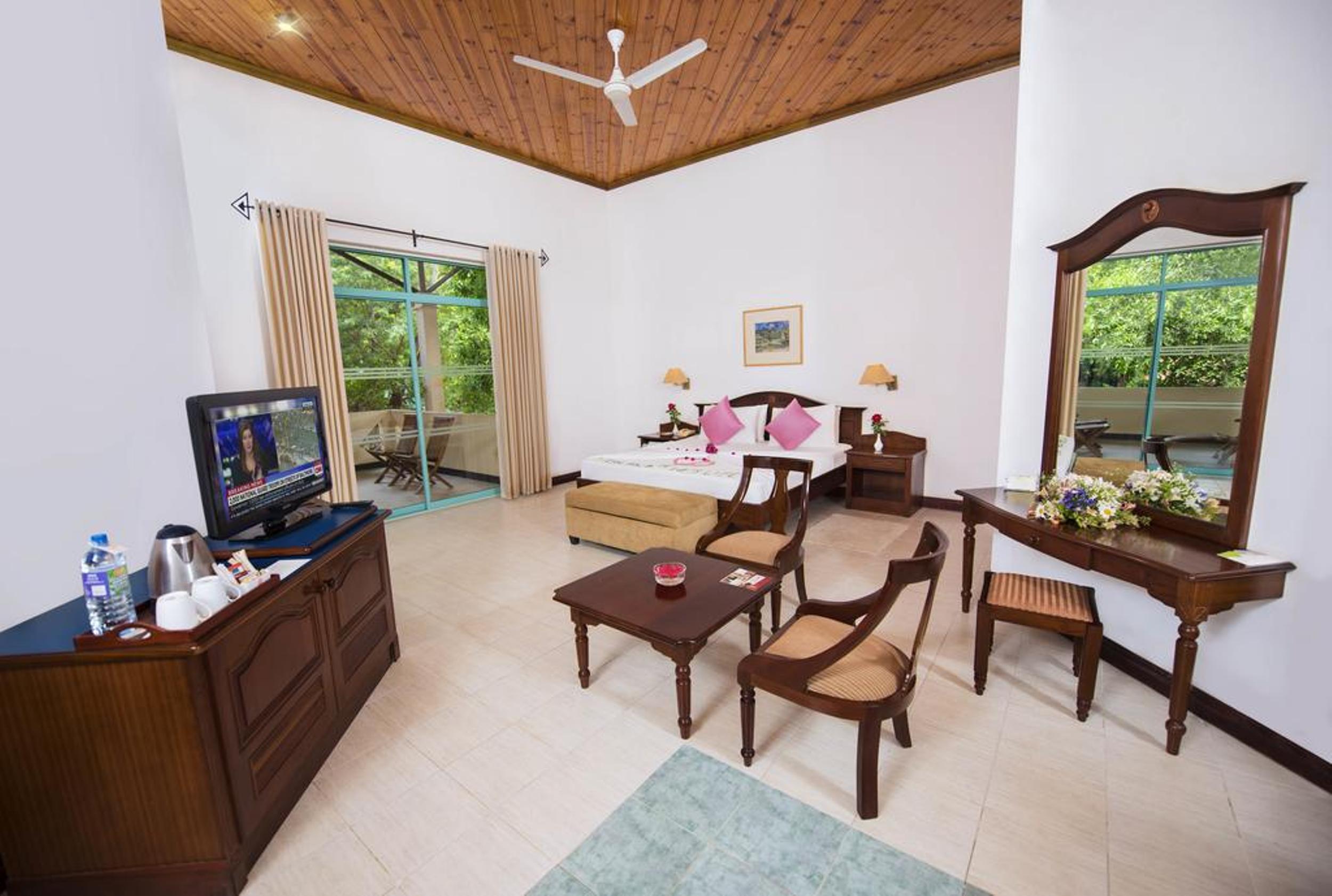 Mandara Rosen Yala, Kataragama Hotel Exterior photo