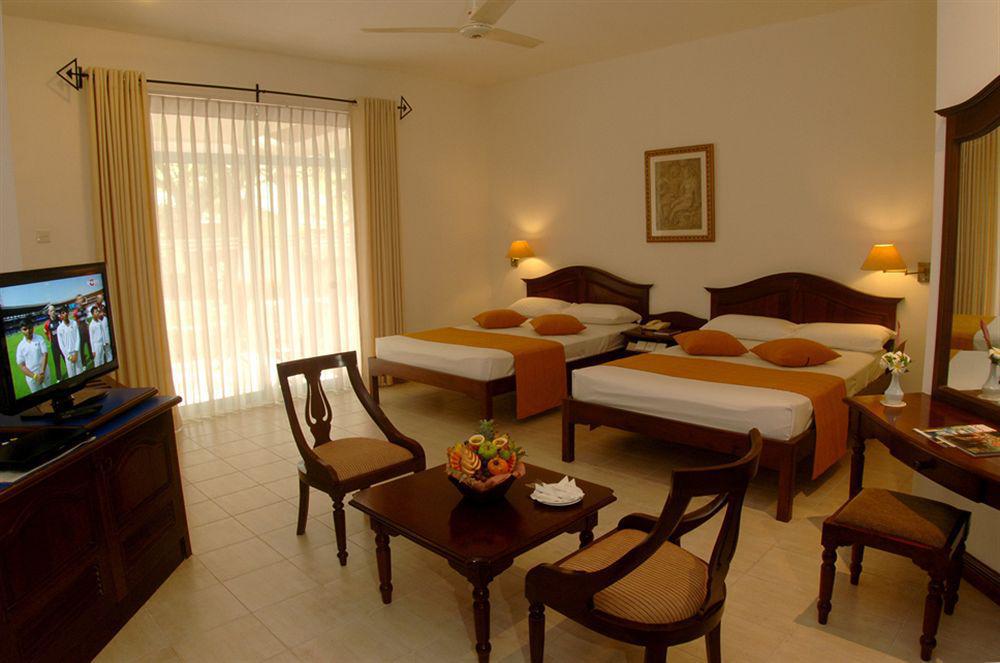 Mandara Rosen Yala, Kataragama Hotel Exterior photo