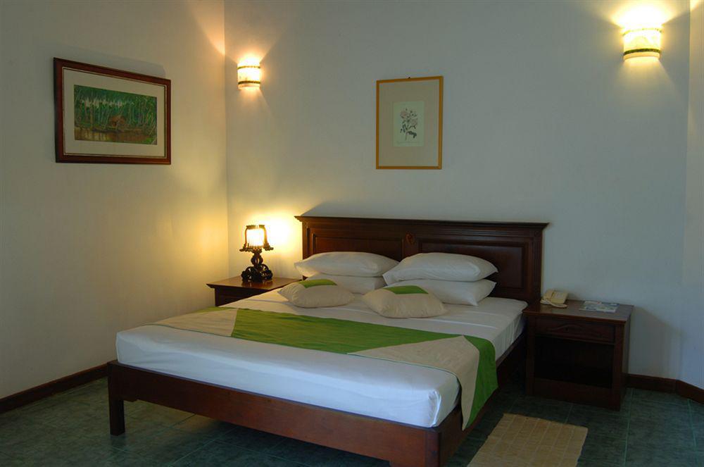 Mandara Rosen Yala, Kataragama Hotel Exterior photo